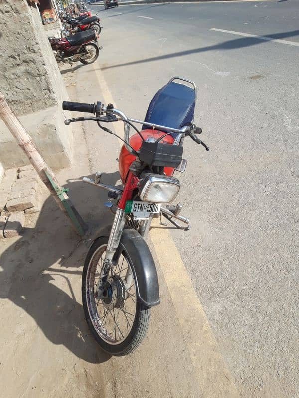 20l3 model For sale Gujrat 0