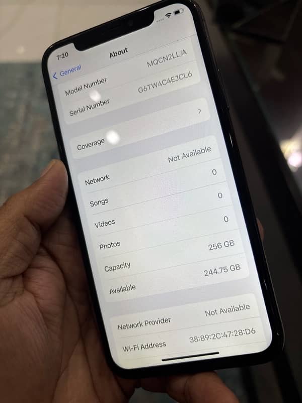 iPhone X 256GB non PTA 4