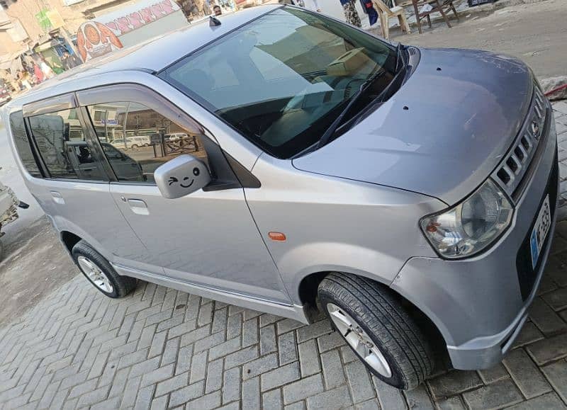 Nissan Otti 2007 4