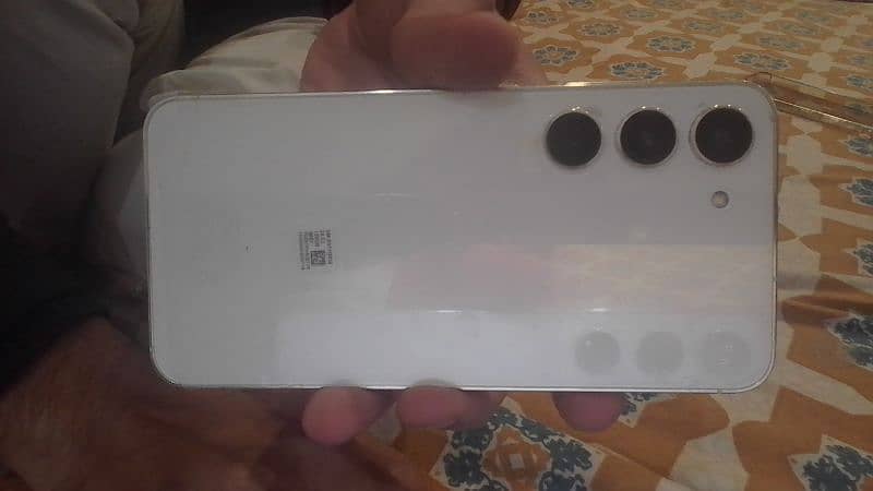 Mint condition Samsung Galaxy S23, white, not PTA approved. 4