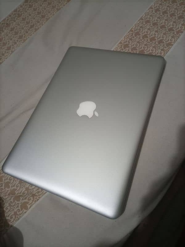 MacBook pro 2012 2