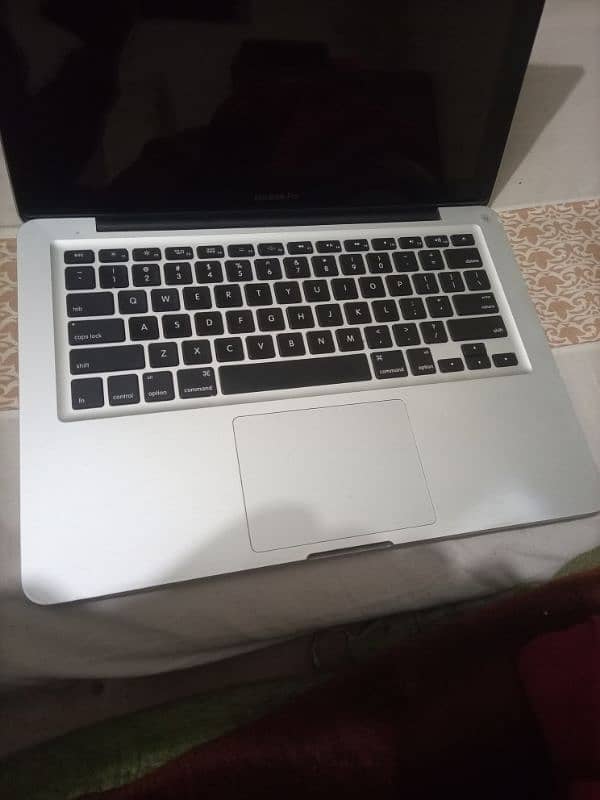 MacBook pro 2012 10