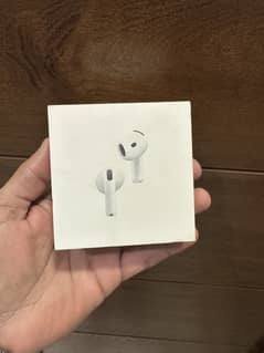 Apple airpods 4 usb C - H2 chip - 2024 - MXP93LL from USA NEW with BAG