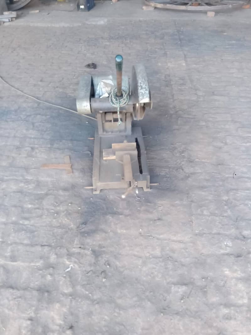 Lethe, Angle Bending, Pedestal Drill 3p motor, Grinding Machines 14