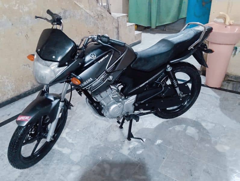 Yamaha ybr good condition 2015 model all Punjab number 5