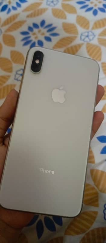 Iphone Xs max Non Pta 64GB 5