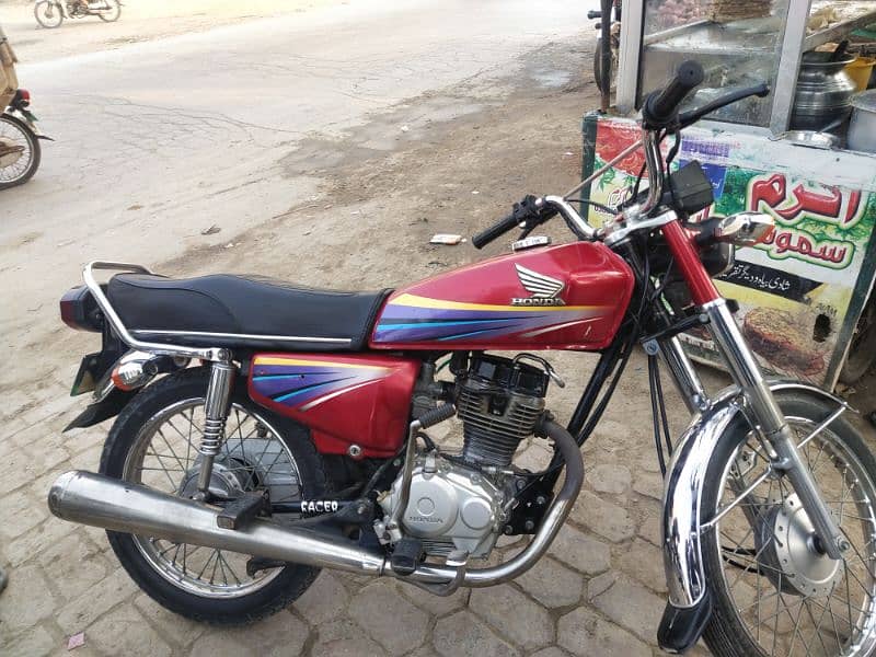 Honda 125 CG Lush condition all is ok documents clearly 3