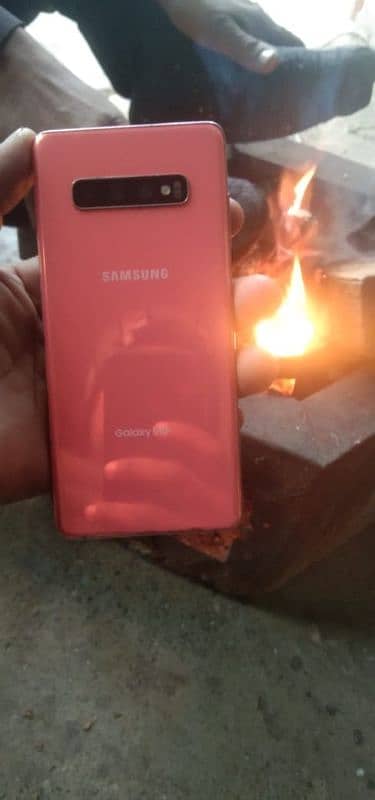 Samsung Galaxy S10 plus 128/ 8+8 2