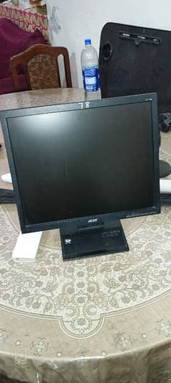 17 inch Acer LCD + wire keyboard