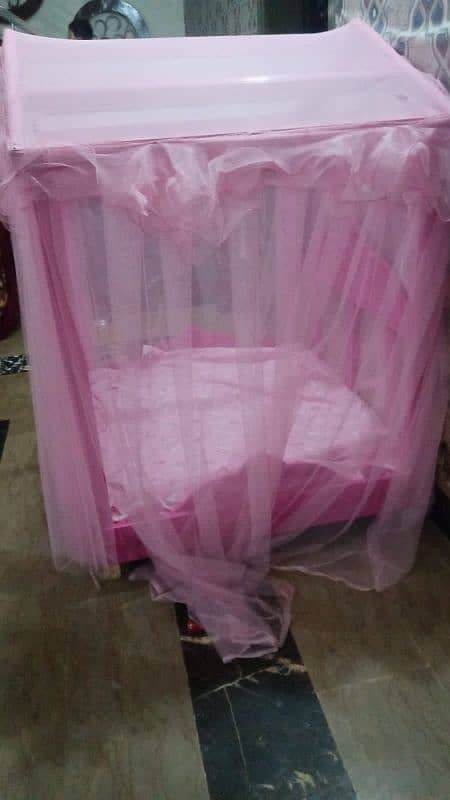 beautiful baby bed for sale 1