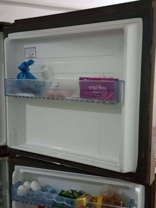 Refrigerator 4