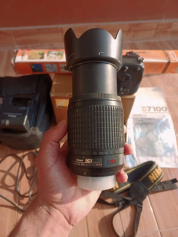 Nikon 55-200mm Vr Lens Urgent Sell 1