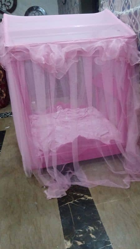 beautiful baby bed for sale 6