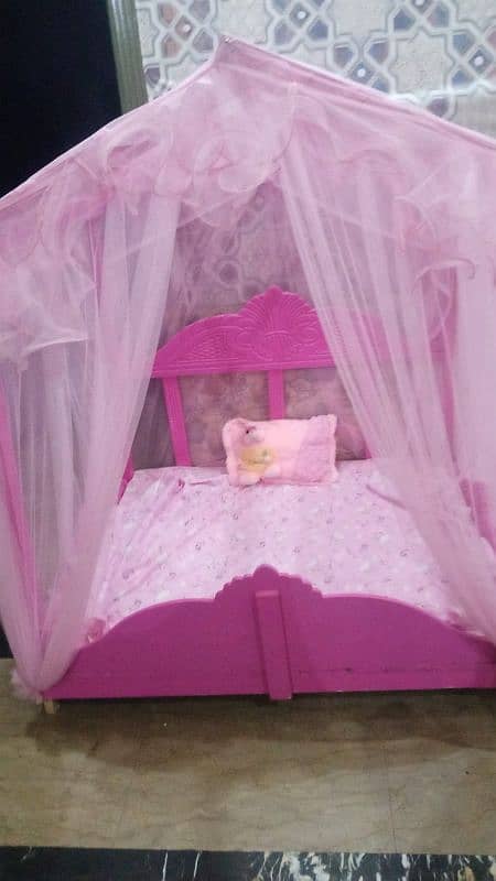 beautiful baby bed for sale 7