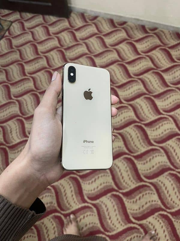 iphone xs 1