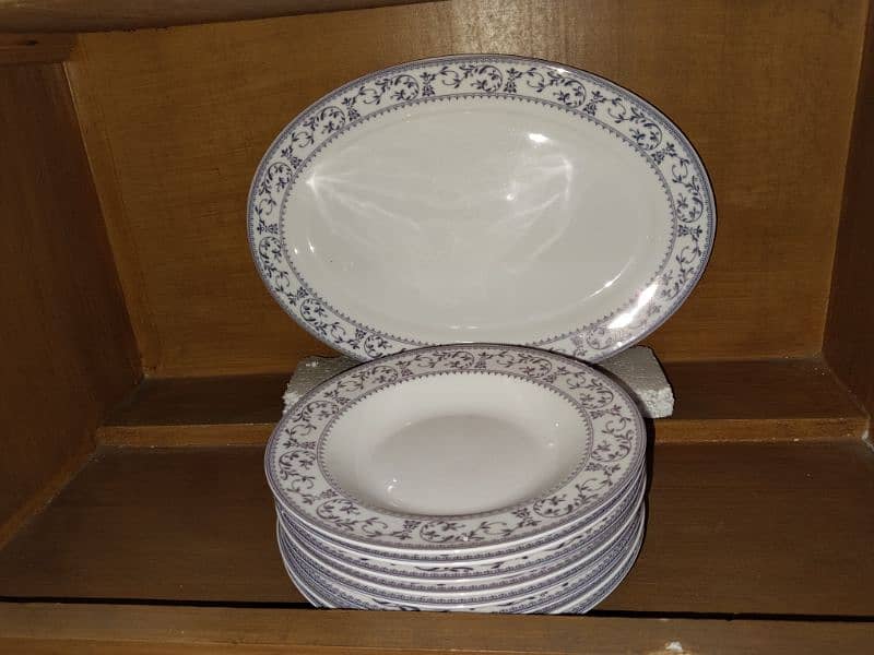 Bone China Dinner Set 10