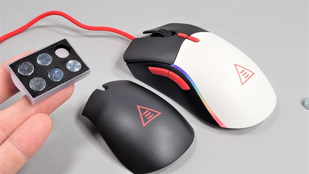 Eksa em200 customizable mouse with tunable weight system. 9