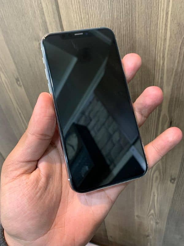 iphone 11 pro 64gb dual sim pta approved 1