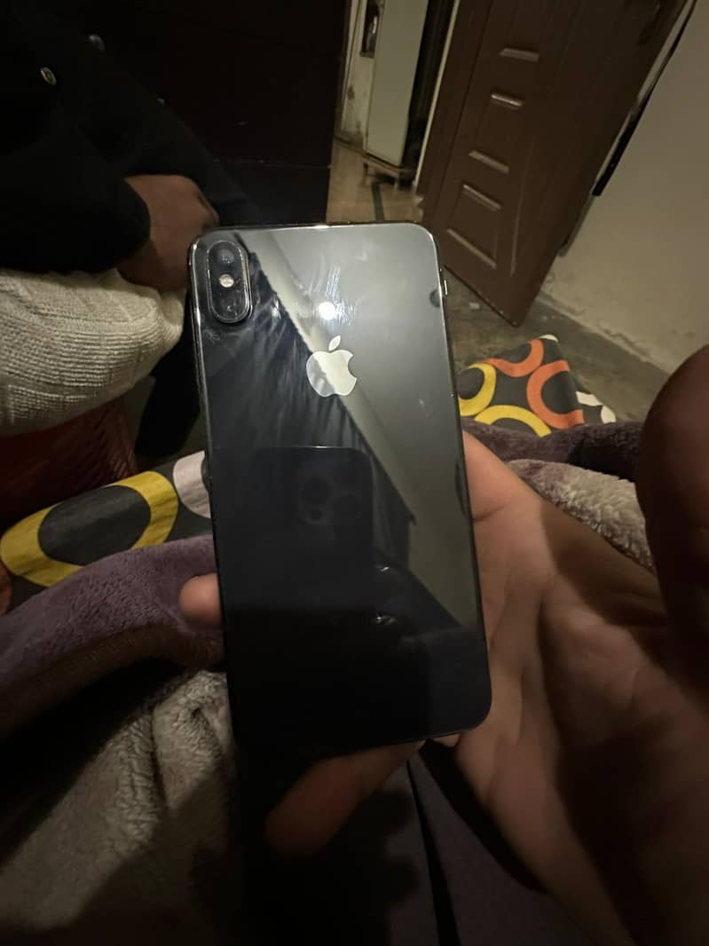 iPhone XS Max dual sim factory unlocked non pta sim working 4