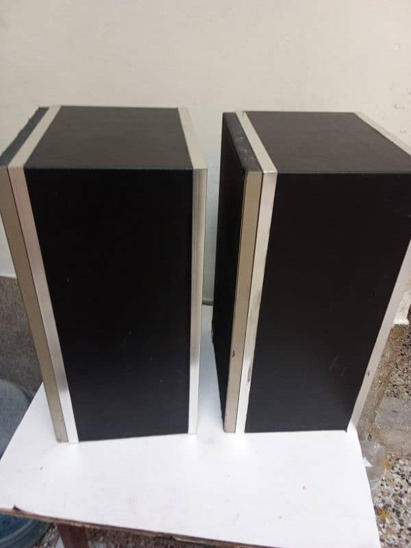 Pioneer speakers 3