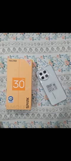 Tecno spark 30 pro