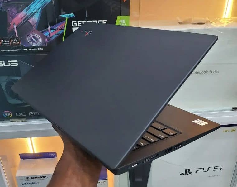 Lenovo ThinkPad X1 Carbon i5 10th Gen 2