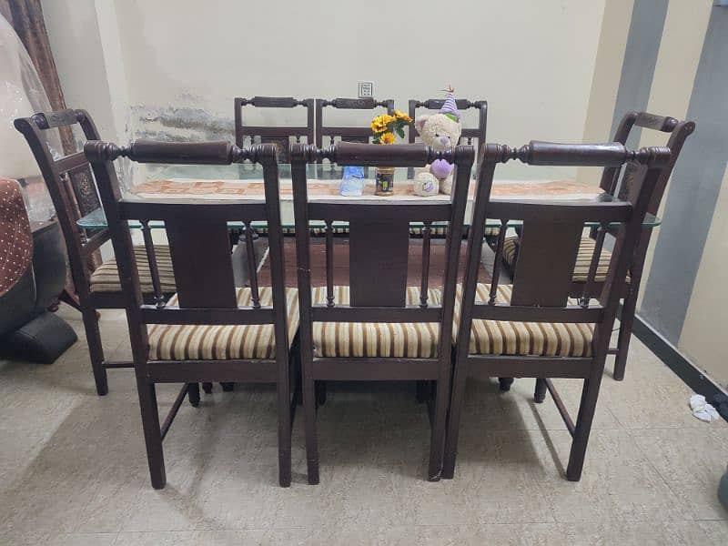 8-Seater Wooden Dining Table with Glass Top - In Good Condition 1