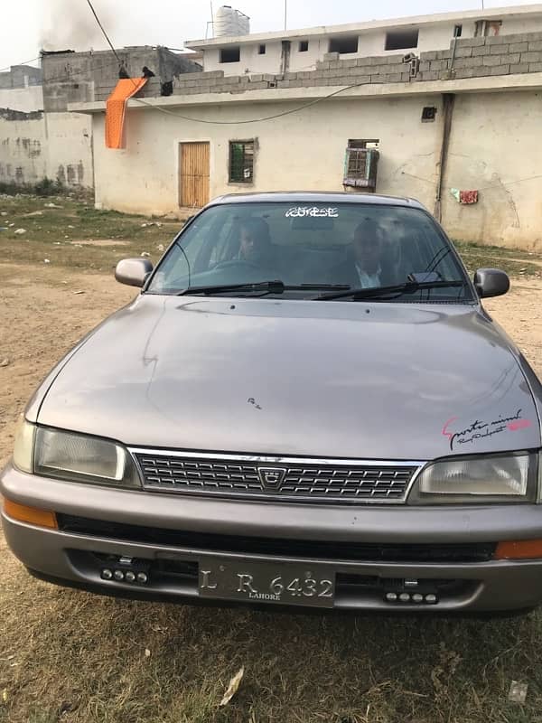 Toyota Corolla 20D canaverd 2000 madal 9