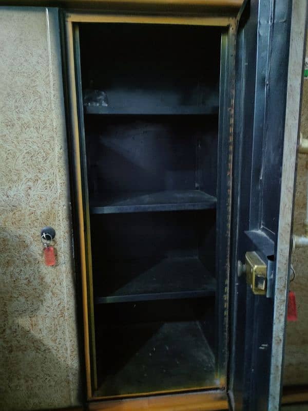 Iron Safe Almari 3 doors 2