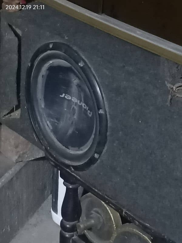 pioneer woofer with box 1