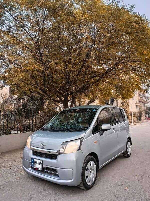 daihatsu move 2013 model 2017 home use neat clean car original air bag 4