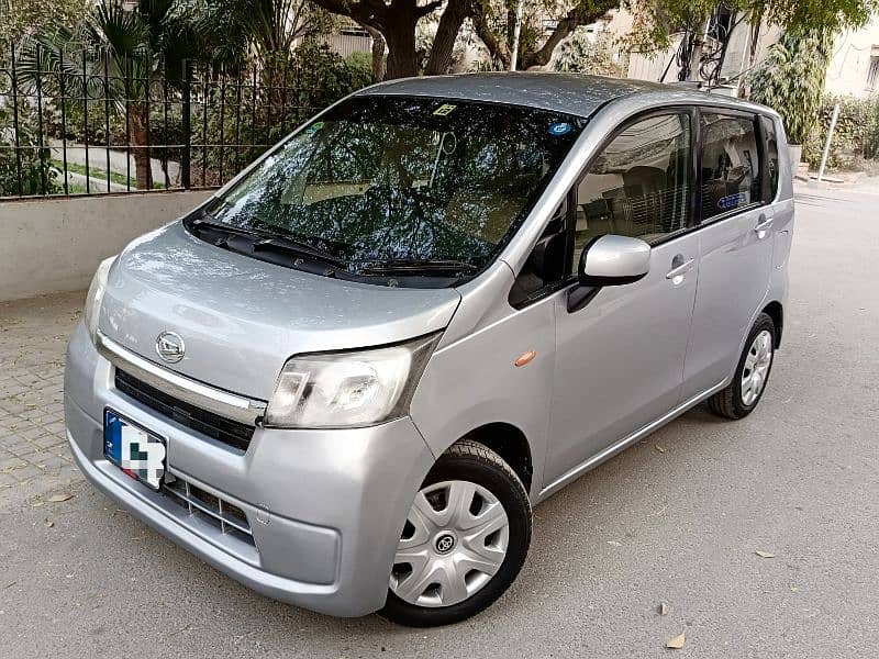 daihatsu move 2013 model 2017 home use neat clean car original air bag 9