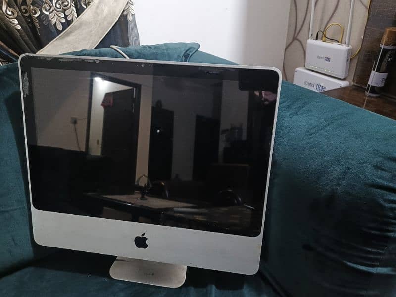 Apple iMac for Sale – Excellent Condition! 2