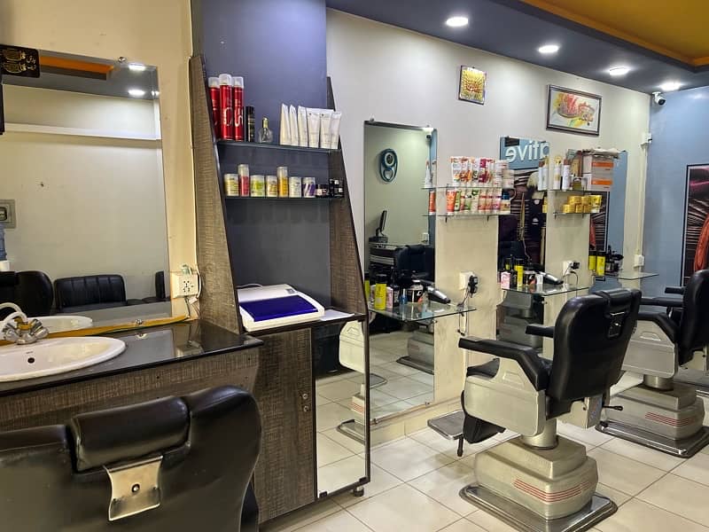 Barber Shop Setup for Sale - E-11/2 Islamabad 2