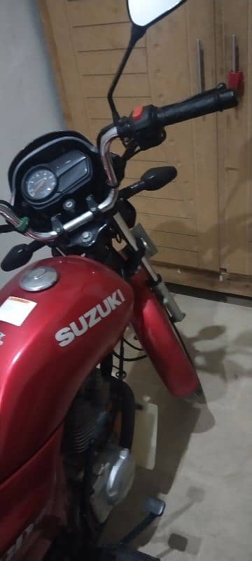 Suzuki 110S 1