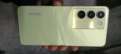 Vivo Y 100