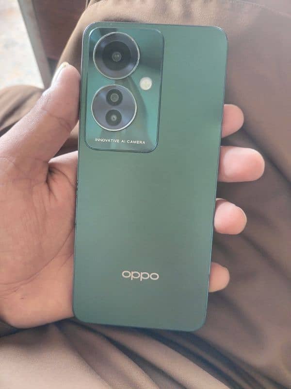 oppo Reno 11 f 8/256 gb 4