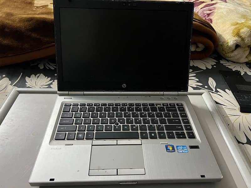 HP elite book 8460p 2