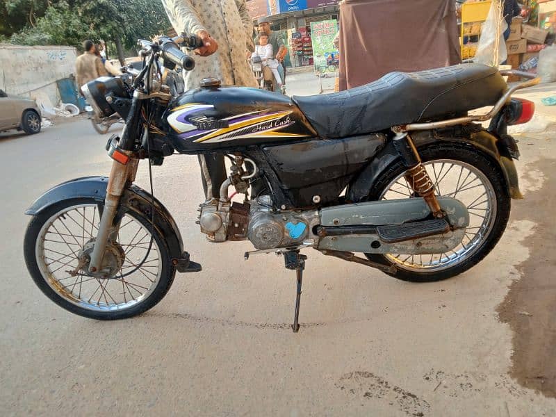 super power bike saf sutri achi zubardast behtreen original condition 1