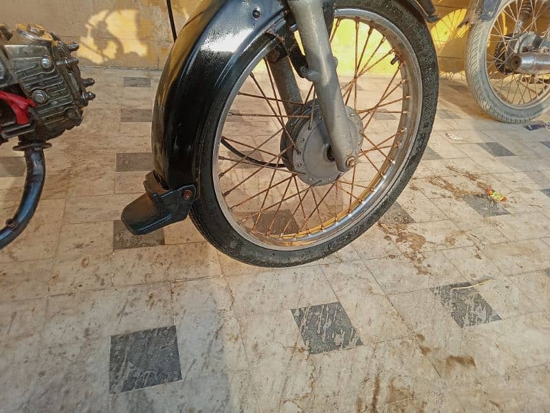 super power bike saf sutri achi zubardast behtreen original condition 2