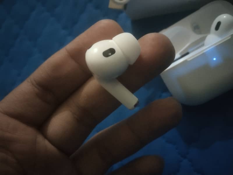 Apple airpods pro 2 1