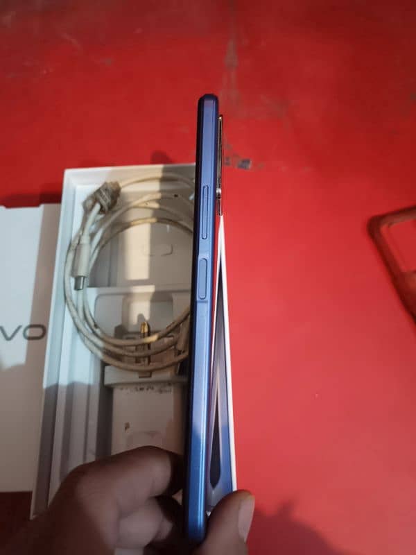 Vivo y21 3