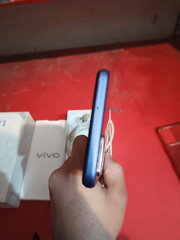 Vivo y21 6