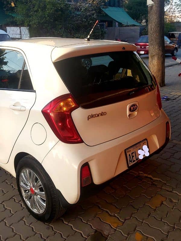 KIA Picanto 2021 19