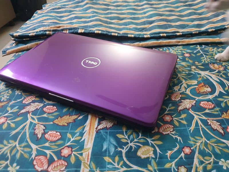 Dell Inspiron PP41L,4gb ram 200 hd,led big screen 16 inch,10by10 cond. 1