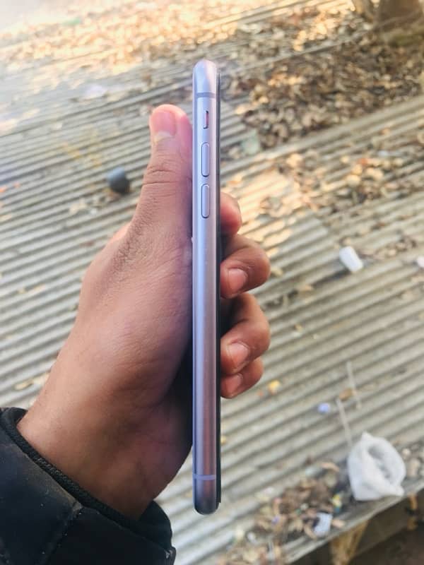 IPhone 11 Non pta jv (water pack) 6