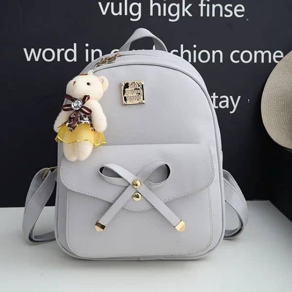 College/University fashionable bags 3