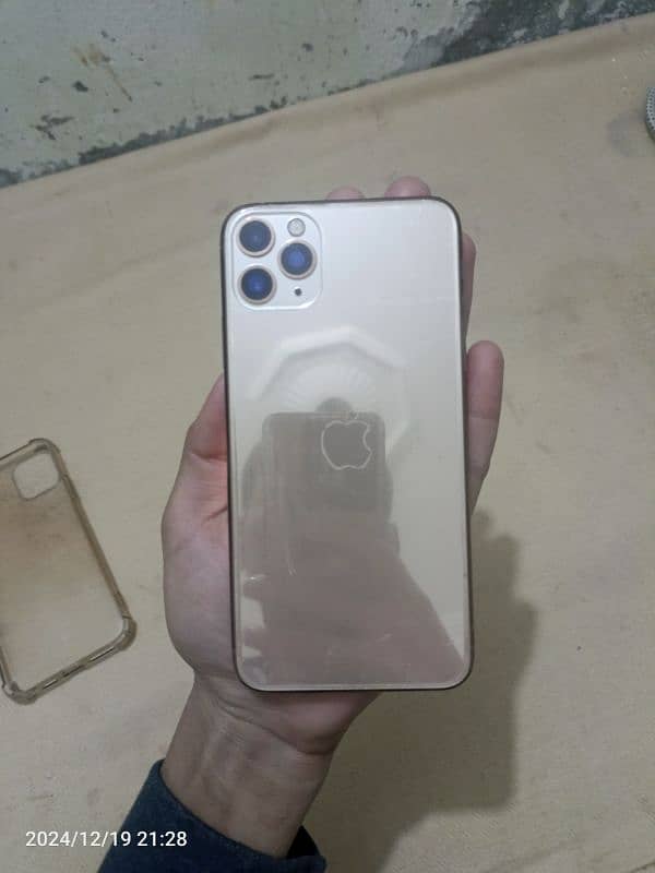 iPhone 11 pro max 256gb not pta 0