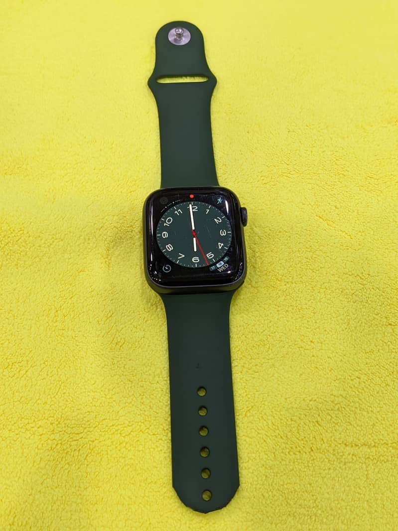 Apple Watch Series 5 44mm 3