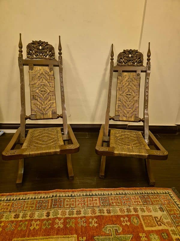 Brown Kashmiri chairs set with table 0